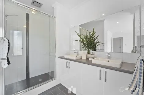 Property photo of 65 Monticello Parkway Piara Waters WA 6112