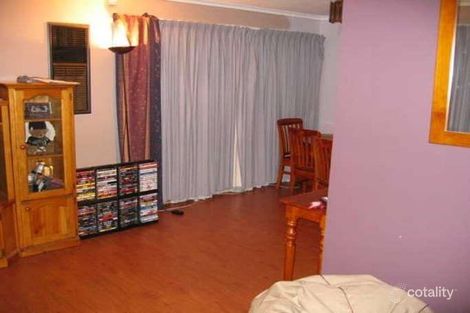 Property photo of 9 Fenfield Street Cranbourne VIC 3977