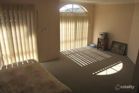 Property photo of 8 Armistice Way Warnbro WA 6169