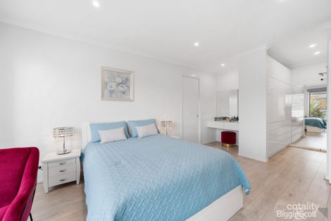 Property photo of 1 McCracken Avenue Mickleham VIC 3064