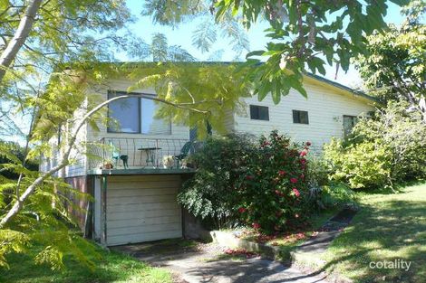 1 Matthews Pde, Point Clare, NSW 2250