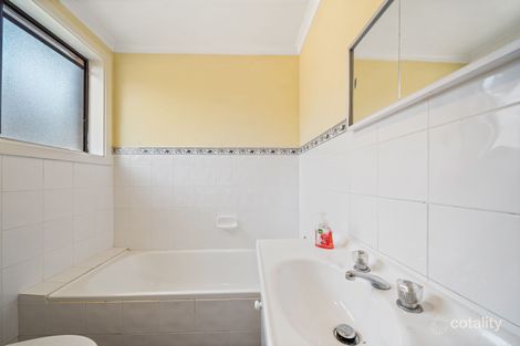 Property photo of 10 Schaffer Place Charnwood ACT 2615