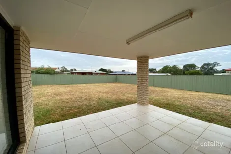 Property photo of 8 Warragrah Place Parkes NSW 2870