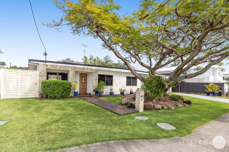 41 Surf Rd, Alexandra Headland, QLD 4572