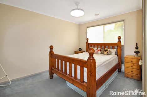 Property photo of 98 Barracks Flat Drive Karabar NSW 2620