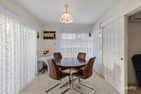Property photo of 42 Mountain Gate Drive Ferntree Gully VIC 3156