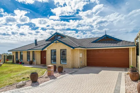 Property photo of 3 Manta Pass Mindarie WA 6030