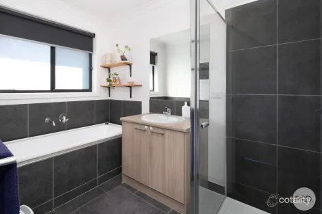 Property photo of 26 Red Robin Drive Winter Valley VIC 3358