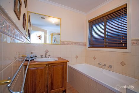 Property photo of 5 Watermark Way Point Cook VIC 3030