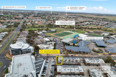 Property photo of 11/8 The Crossing Caroline Springs VIC 3023