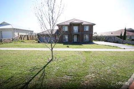 19 Rosewood Bvd, Lysterfield, VIC 3156