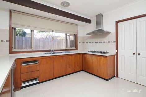 Property photo of 17 Rowena Rise Wantirna South VIC 3152