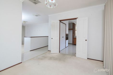 Property photo of 17 Rowena Rise Wantirna South VIC 3152