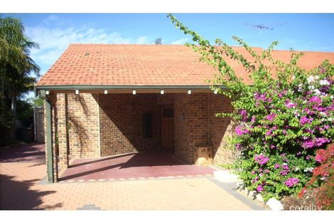 6 Gleneagles Cl, Connolly, WA 6027