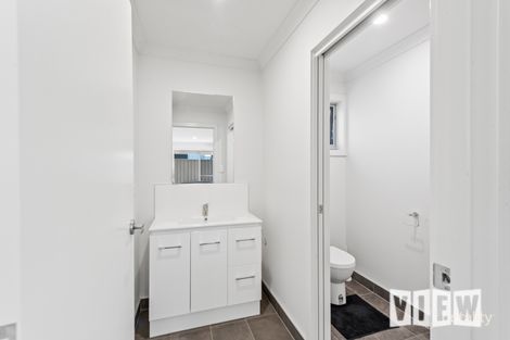 Property photo of 5/6 Olus Place Newnham TAS 7248