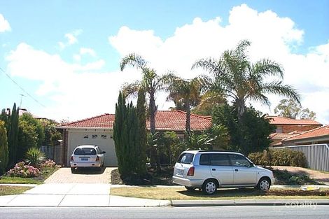 Property photo of 68 Deanmore Road Scarborough WA 6019