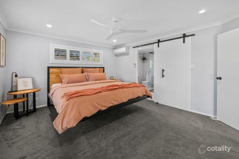 Property photo of 9 Windsor Court Deebing Heights QLD 4306