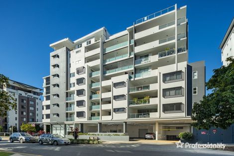 Property photo of 4/23 Playfield Street Chermside QLD 4032