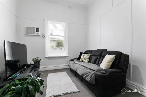 Property photo of 64 Molyneaux Street Warracknabeal VIC 3393