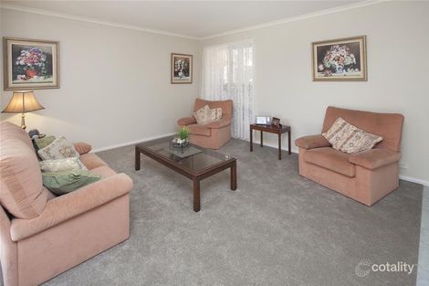 Property photo of 5 Acorn Court Narre Warren South VIC 3805