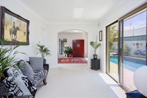 Property photo of 8 Argyle Crescent Bundall QLD 4217