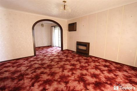 Property photo of 4 Vivian Court Para Hills West SA 5096