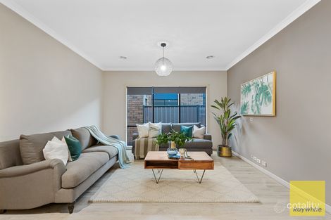 Property photo of 43 Nottingham Crescent Tarneit VIC 3029