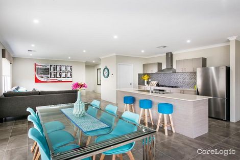 Property photo of 8 Parkville Boulevard Baldivis WA 6171