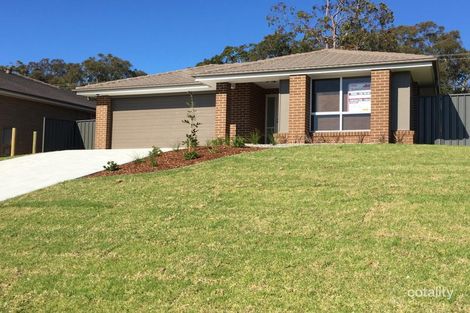 Property photo of 3 Stan Crescent Bonnells Bay NSW 2264