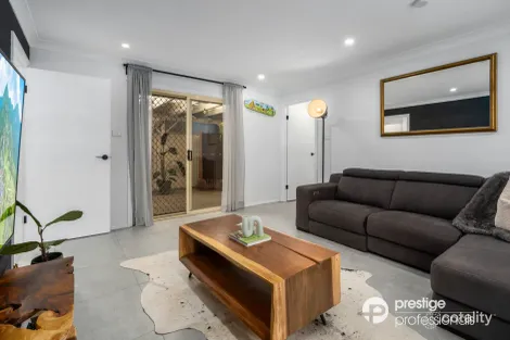 Property photo of 16 Tomago Court Wattle Grove NSW 2173