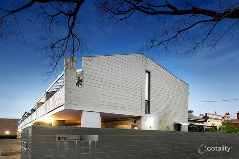 Property photo of 2/872 Drummond Street Carlton North VIC 3054