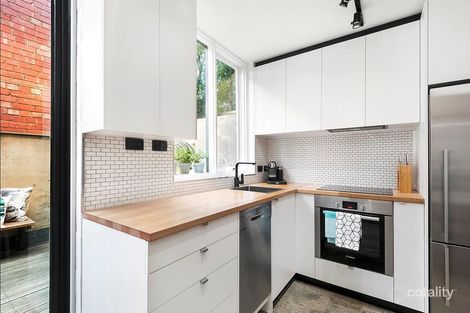 Property photo of 2/872 Drummond Street Carlton North VIC 3054