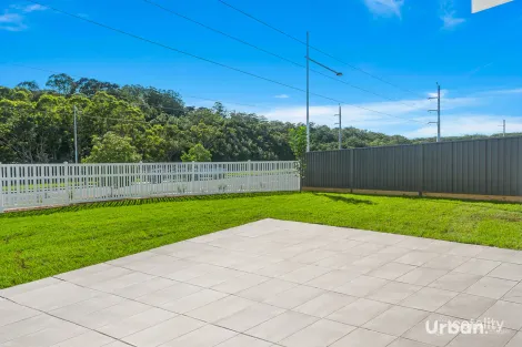 Property photo of 48 Cordeaux Parade Tullimbar NSW 2527