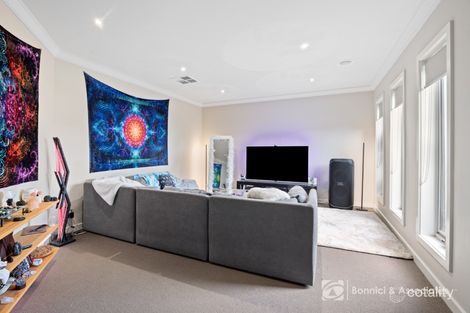 Property photo of 3 Pem Cove Leneva VIC 3691