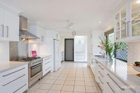 Property photo of 11 Willem Drive Draper QLD 4520