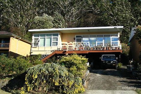 19 Tania Dr, Point Clare, NSW 2250