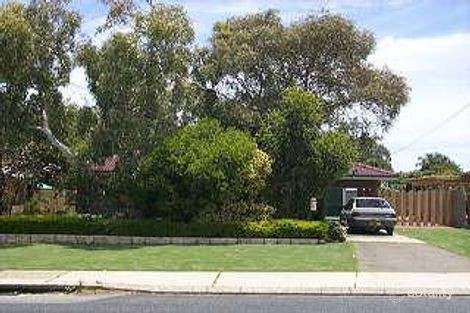 6 Bougainvillea Ave, Forrestfield, WA 6058