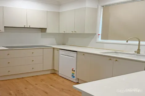 Property photo of 104 Commodore Crescent Narromine NSW 2821