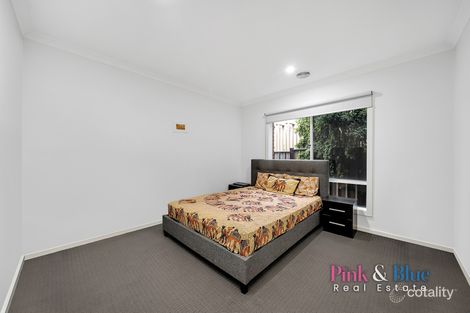 Property photo of 8 Everholme Drive Truganina VIC 3029