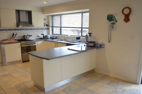 Property photo of 1 Timbertop Rise Broadford VIC 3658