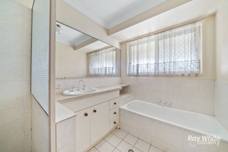 Property photo of 4 Cowley Drive Flinders View QLD 4305