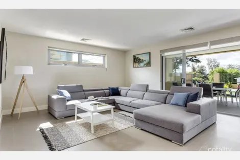 Property photo of 2/32 Richardson Street Rye VIC 3941