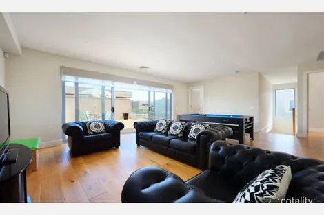 Property photo of 2/32 Richardson Street Rye VIC 3941