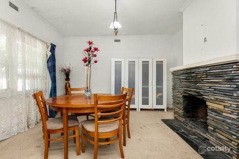 Property photo of 657 Waverley Road Glen Waverley VIC 3150