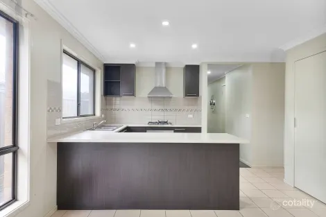 Property photo of 3 Nighthawk Road Tarneit VIC 3029