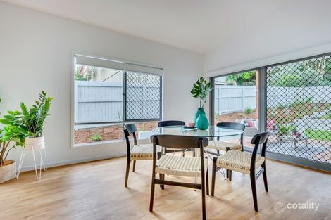 Property photo of 6A Palmtree Avenue Scarborough QLD 4020