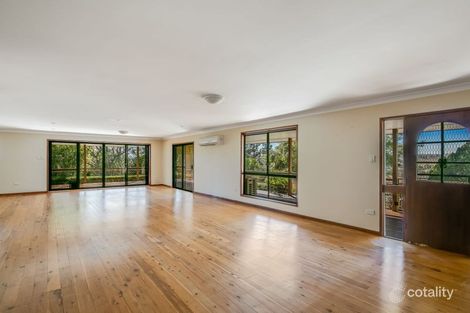 Property photo of 8 Bonnaccorde Place Cotswold Hills QLD 4350