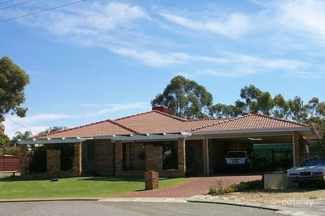 15 Silver Mallee Cl, Camillo, WA 6111
