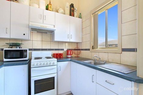 Property photo of 1 Landy Drive Mount Warrigal NSW 2528