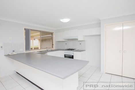 Property photo of 30 Leinster Circuit Ashtonfield NSW 2323